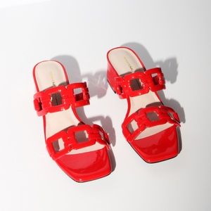 NIB Intentionally Blank Sharpy Heel in Red